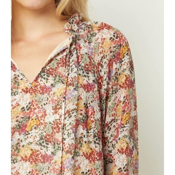 Entro Picture Perfect Floral Blouse - Picture 8 of 8